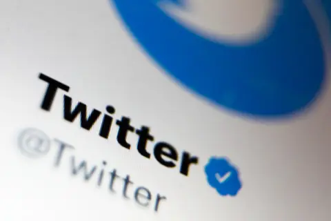 Twitter-lanza-un-servicio-Tor-para-ayudar-a-los-rusos-1