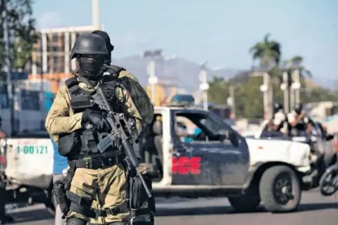 Un-policia-haitiano-muere-en-enfrentamiento-con-bandas-armadas-en-Martissant