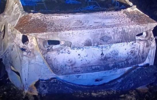 Encuentran-quemado-vehiculo-de-empleado-de-la-Procuraduria-asesinado-en-Santiago