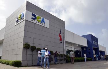 fachada-administracion-haina-oriental-f5f0d3a8-focus-min0.36-0.43-375-240