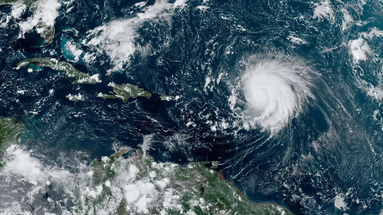 hurricane_lee