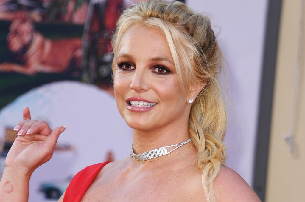 britney-spears-2019-jxu-billboard-1548-1024x677-1