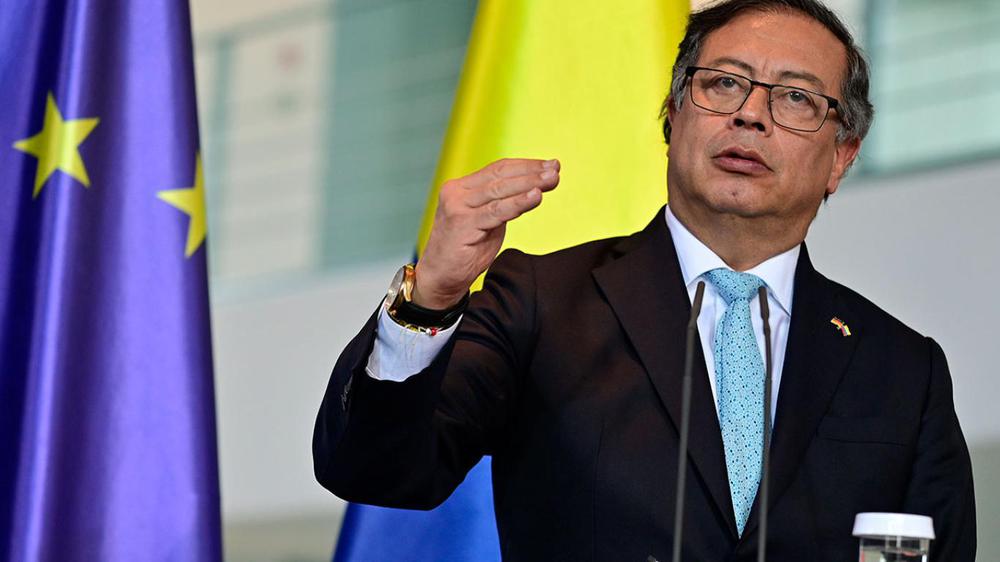 Presidente Petro Paris