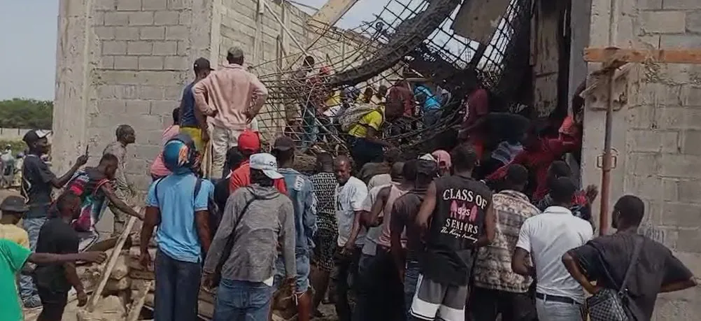 video-ocho-muertos-y-tres-heridos-tras-derrumbe-de-obra-en-construccion-en-haiti