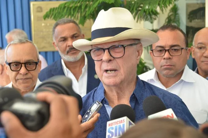 hipolito-mejia-califica-como-una-bofetada-decision-de-eeuu-de-rechazar-azucar-de-central-romana