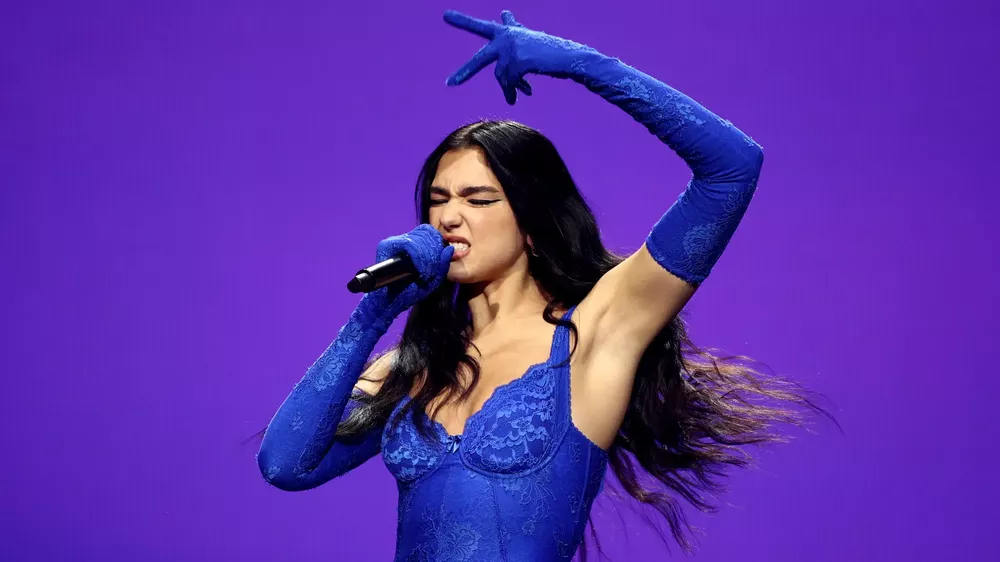 dua-lipa-niega-rumores-que-actuara-mundial-qatar-2022-texto-derechos-humanos_98