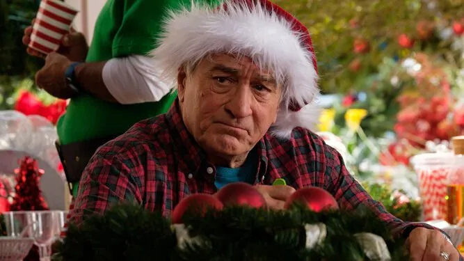 increible-detenida-mujer-que-entro-a-la-casa-de-robert-de-niro-y-robo-regalos-del-arbolito-laverdaddemonagas.com-robert-niro-escena-guerra-abuelo-1526857889-129123024-667x375-1