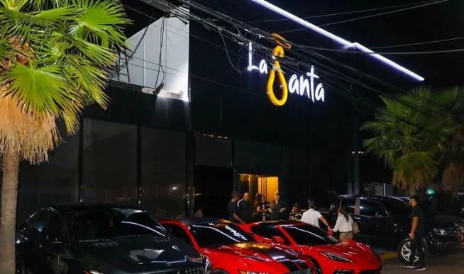 LA SANTA