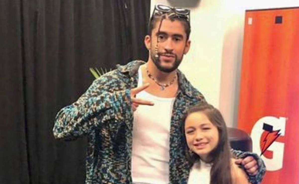 bad_bunny_ayuda_nina