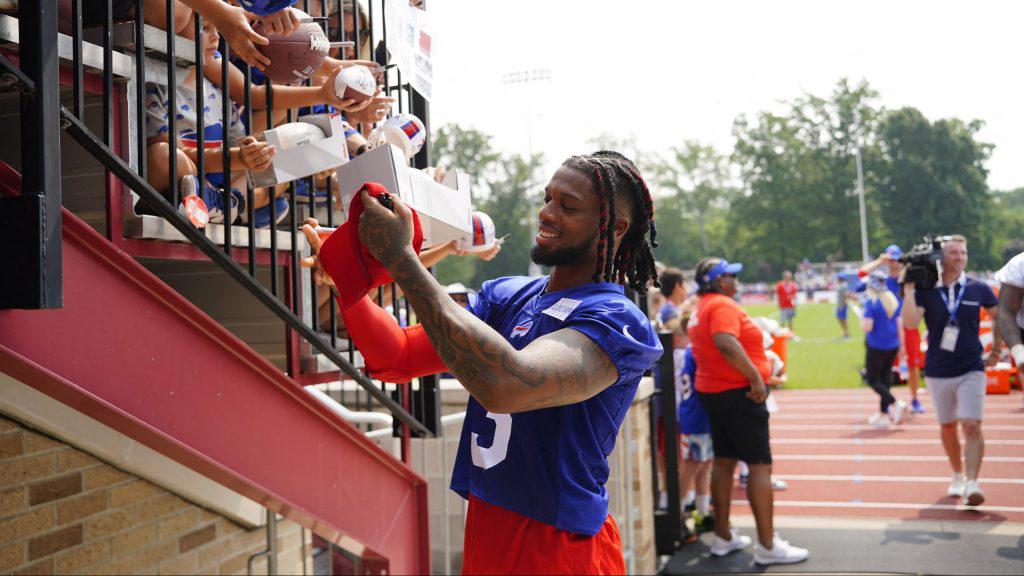 2023-07-26T181643Z_549433833_MT1USATODAY21088158_RTRMADP_3_NFL-BUFFALO-BILLS-TRAINING-CAMP-scaled-e1690408149370-1024x576-1