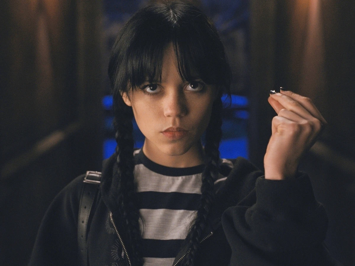 jenna-ortega-como-miercoles-serie-netflix-familia-addams_103
