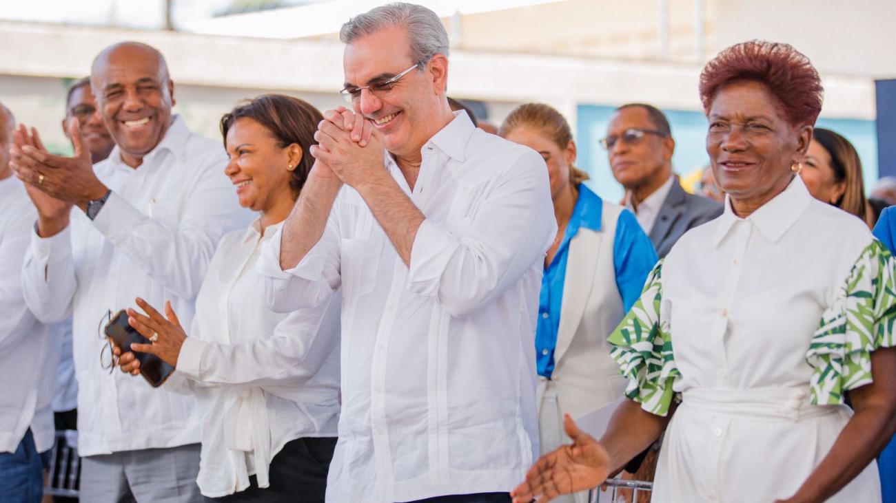 Inauguración UASD Monte Plata