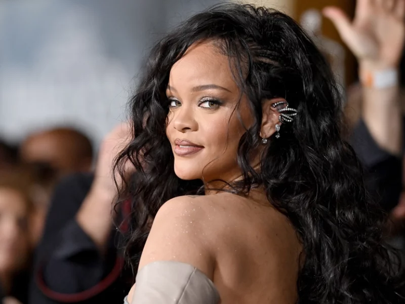 rihanna-wakanda-forever-2-rc-billboard-1548-800x600