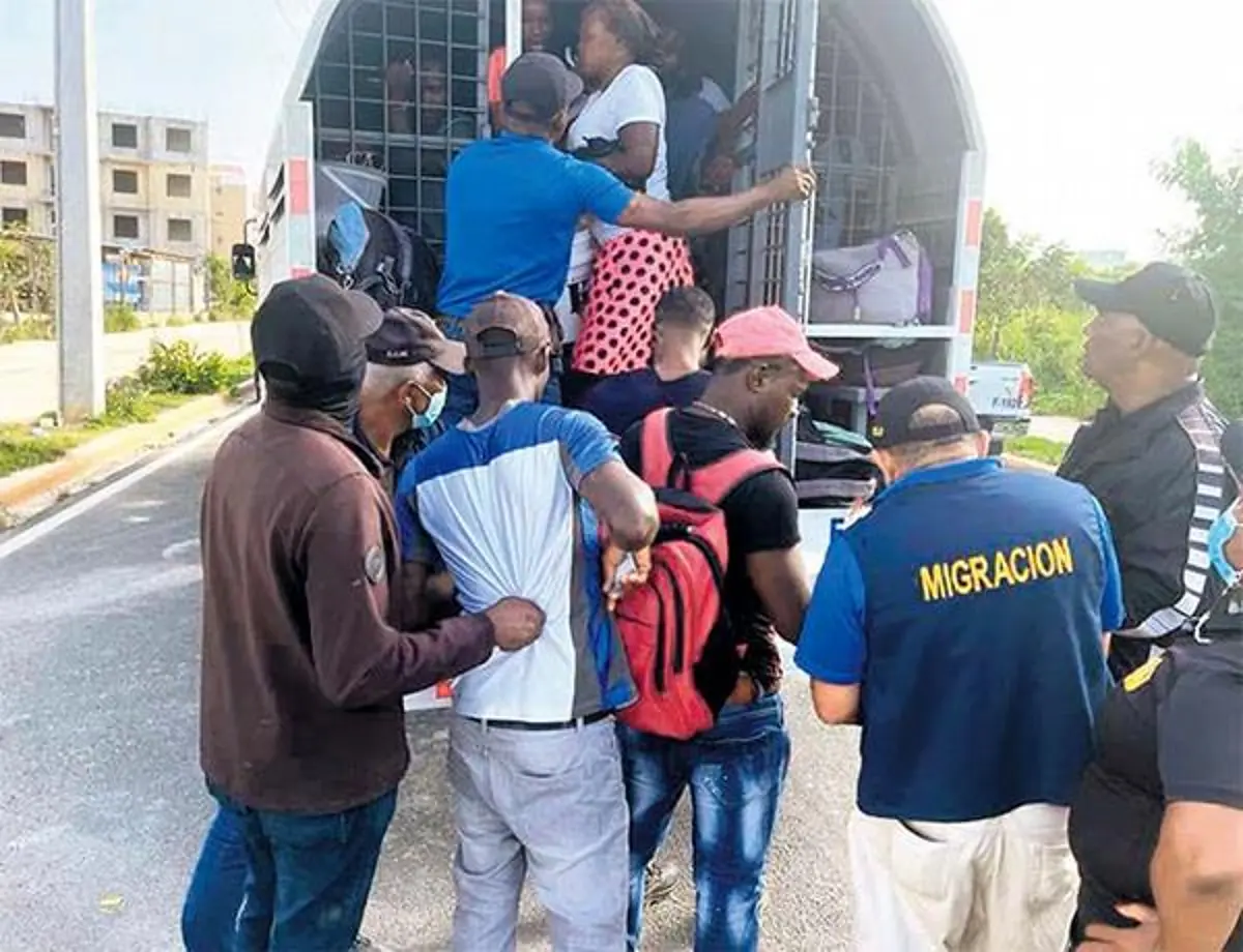 deportan-48000-haitianos-ilegales-desde-enero-a-junio