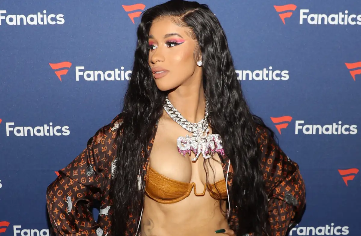 Cardi-B-e1642623813357