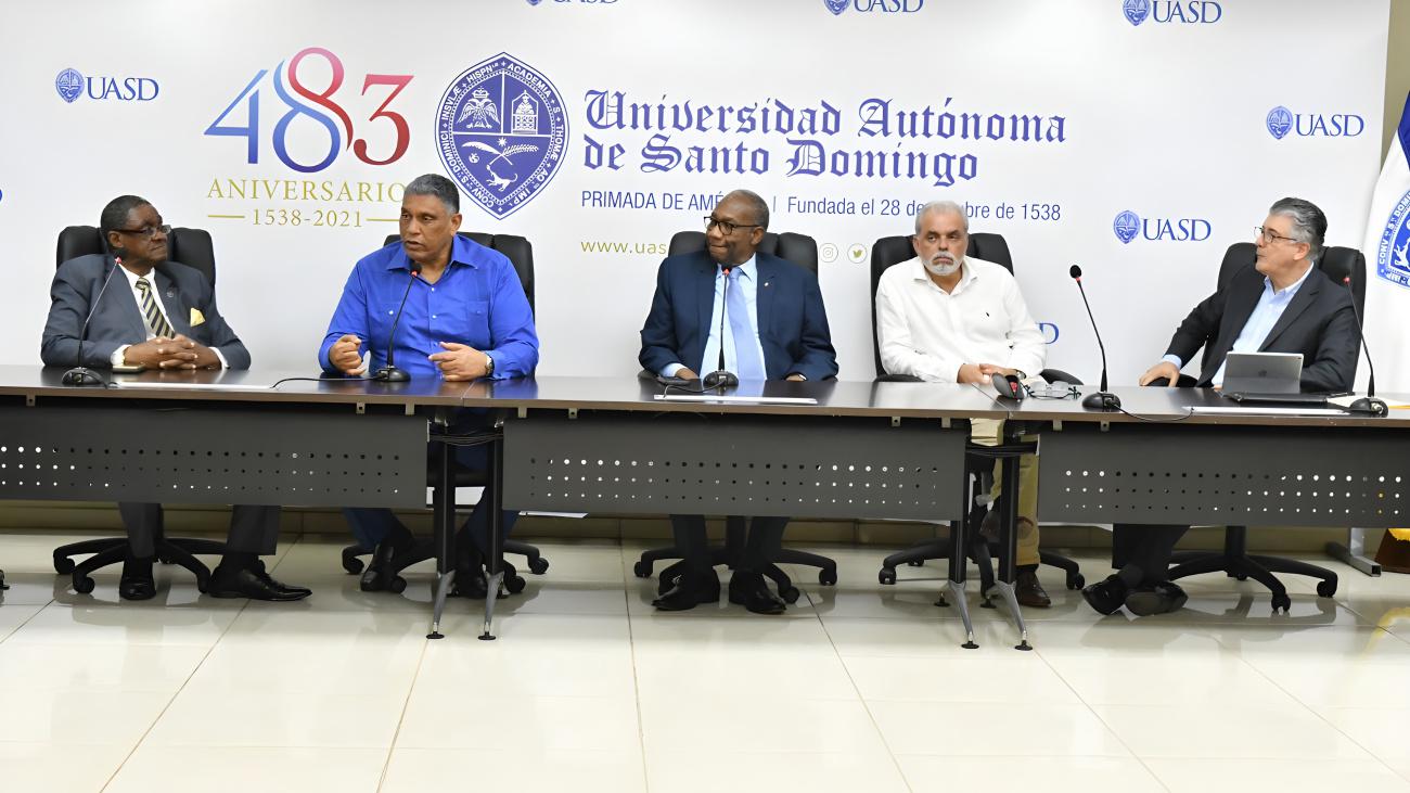 Reunion UASD reforma educativa policial 2