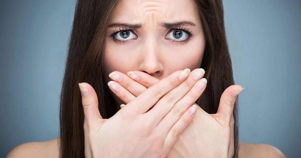 centro-dental-pereda-mal-aliento