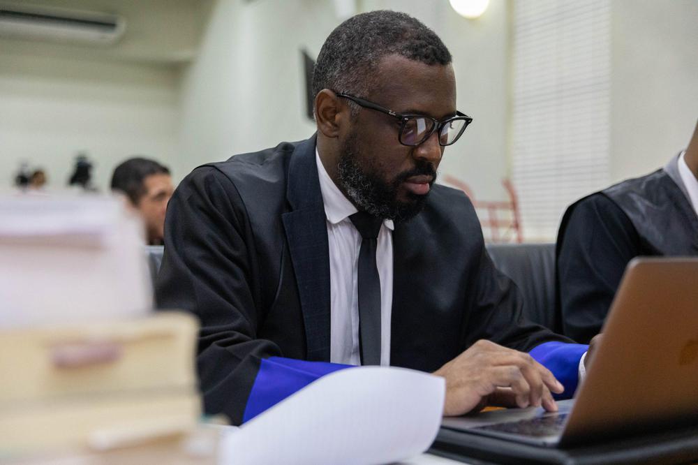 2022-12-06-audiencia-solicitud-cese-medida-de-coercion-de-Adaen-Caeceres_005-scaled
