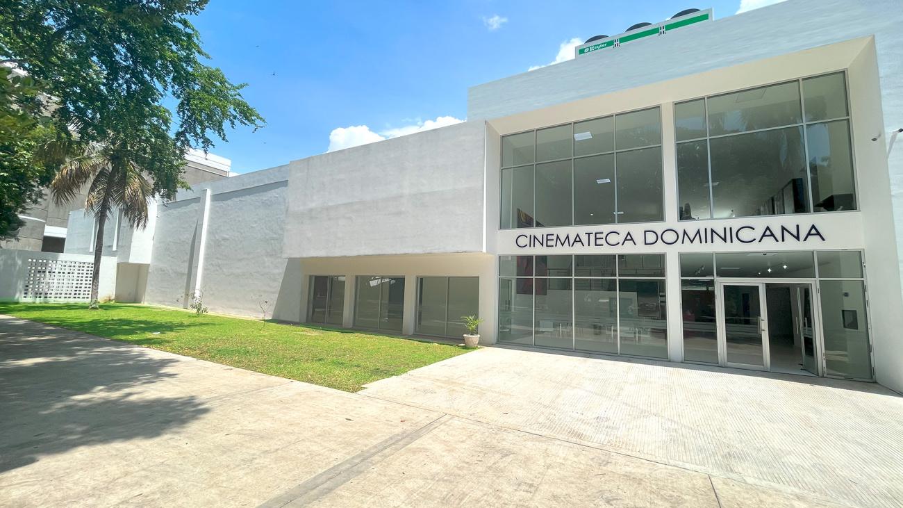 Fachada CINEMATECA