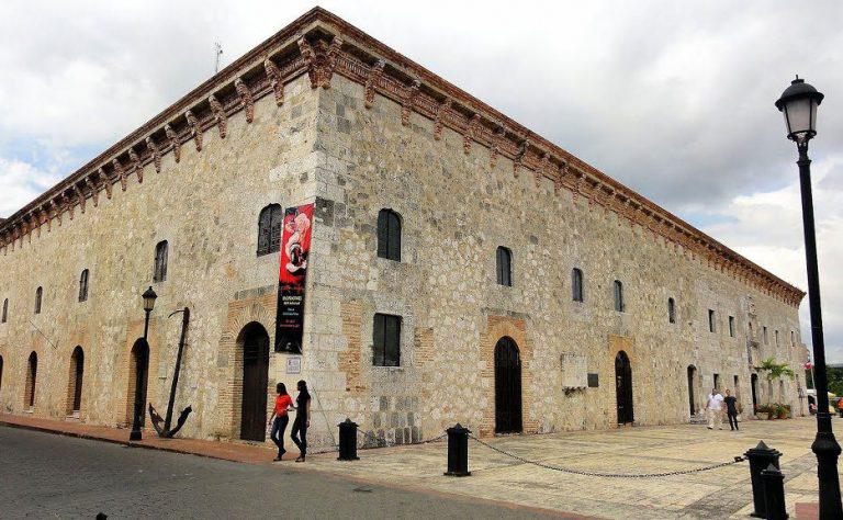ciudad-colonial-museo-de-las-casas-reales-768x474
