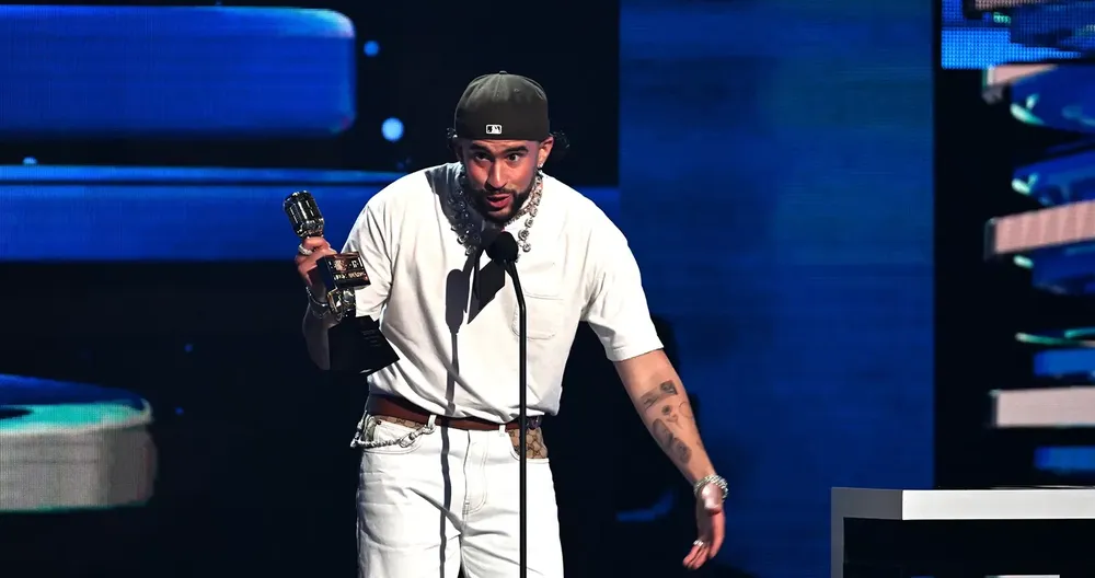 bad-bunny-accepts-bblmas-2023-billboard-espanol-1548-e1696596416131