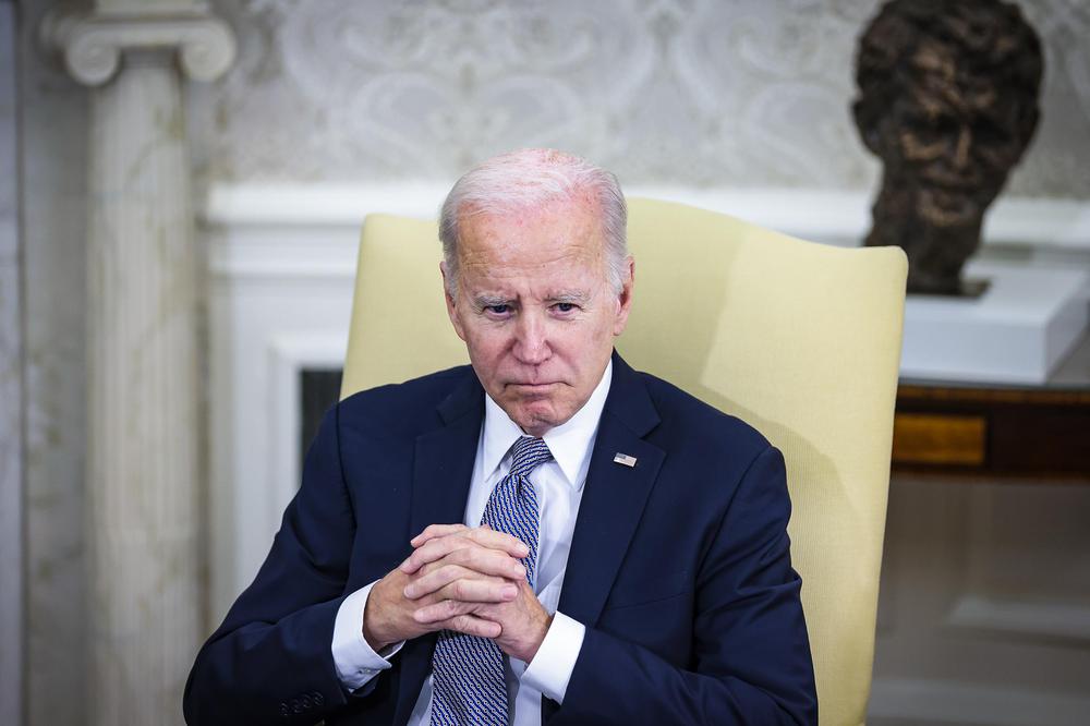 230427-joe-biden-ew-609p-7303b2