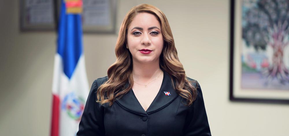 Gloria-Reyes-Directora-general-de-Superate-scaled-e1649082900567
