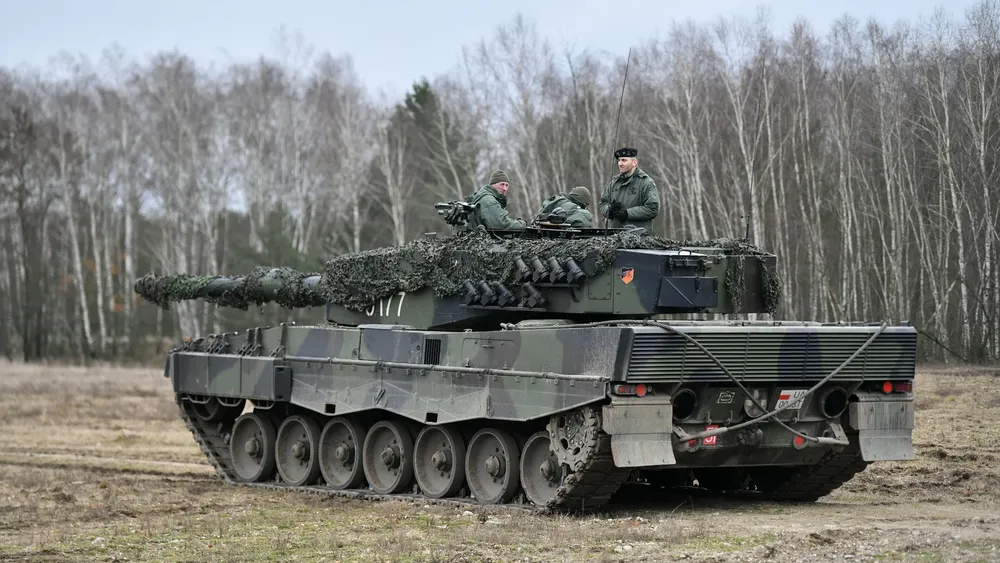 soldados-tanques-leopard_98