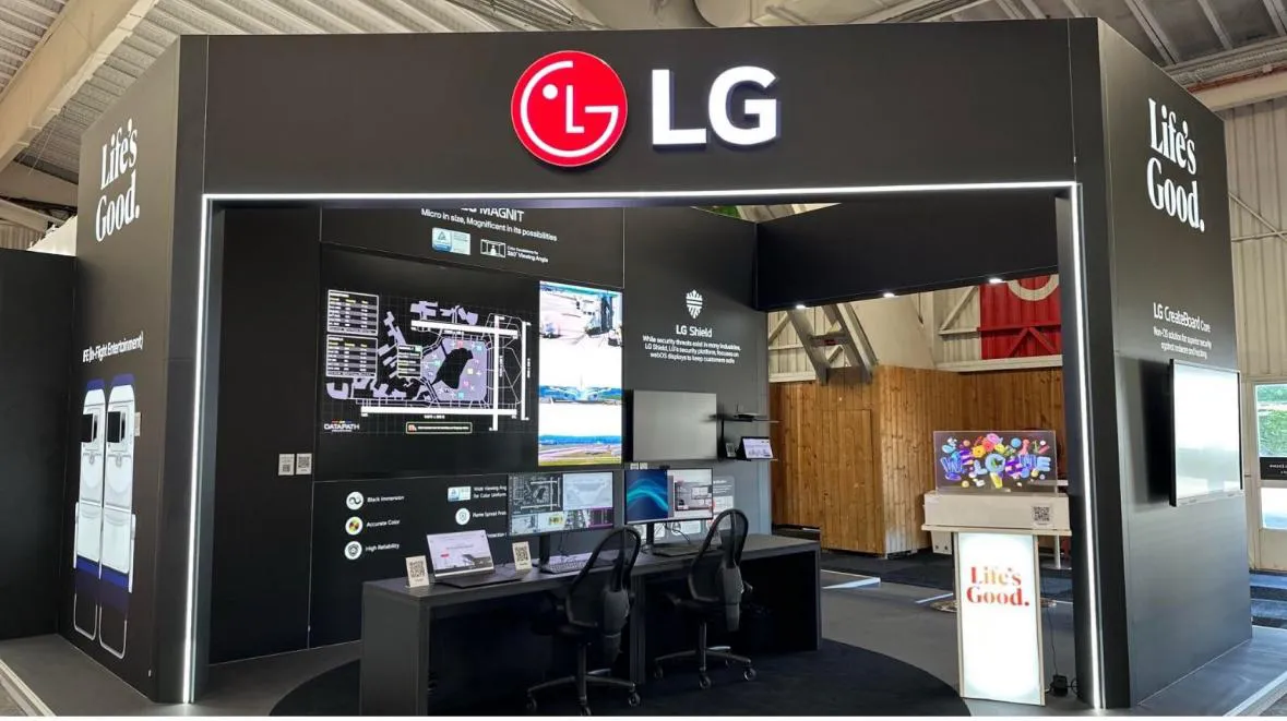 LG-stand-InfoComm