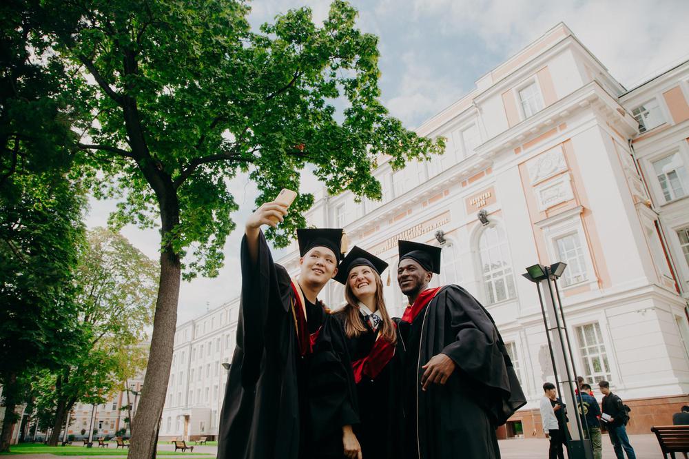 Beca-Completa-en-Oxford-Para-Latinoamericanos