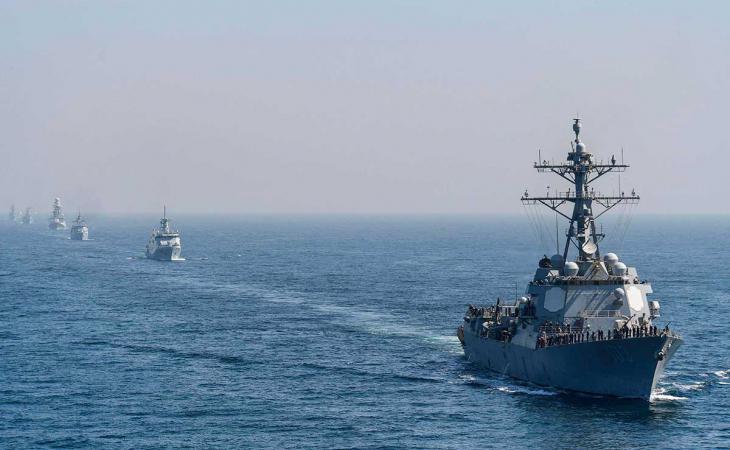 buques_militares_en_el_oceano
