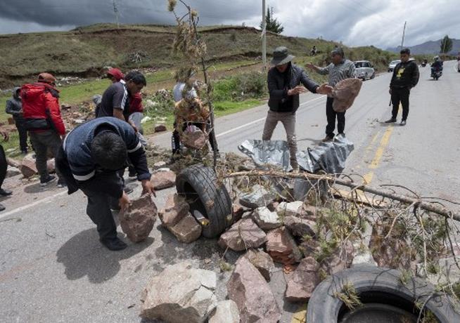 mueren-tres-haitianos-mas-por-los-bloqueos-de-vias-en-manifestaciones-de-peru