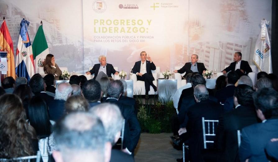 abinader-en-unibe-ec7341b5-focus-0-0-895-573