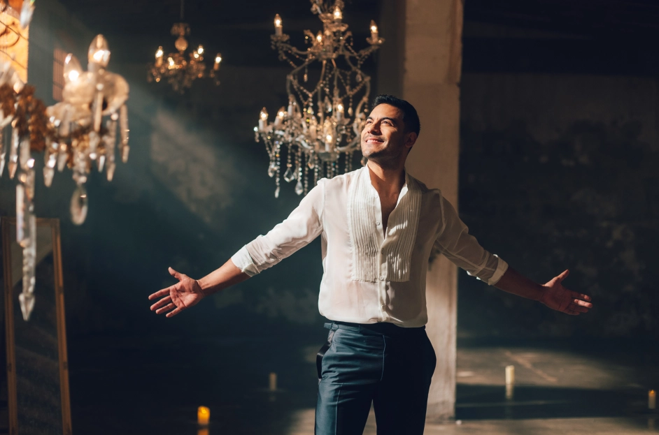 Carlos-Rivera-cr-Sony-Music-Mexico-billboard-1548