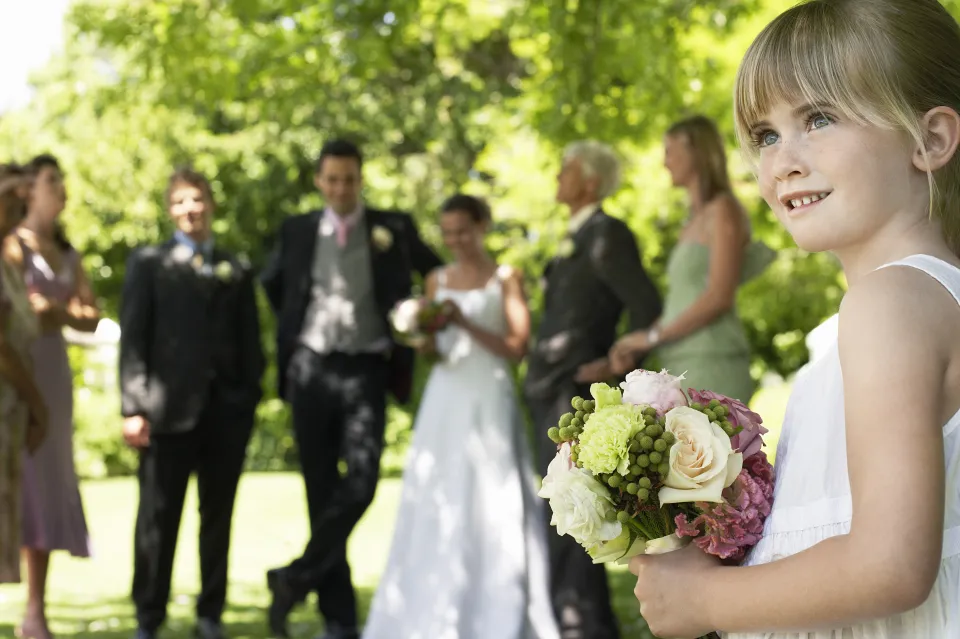 Novios-hispanos-decidieron-no-aceptar-ninos-en-su-boda-y-por-esta-razon-sus-familias-dejaron-de-hablarles-shutterstock_146576279