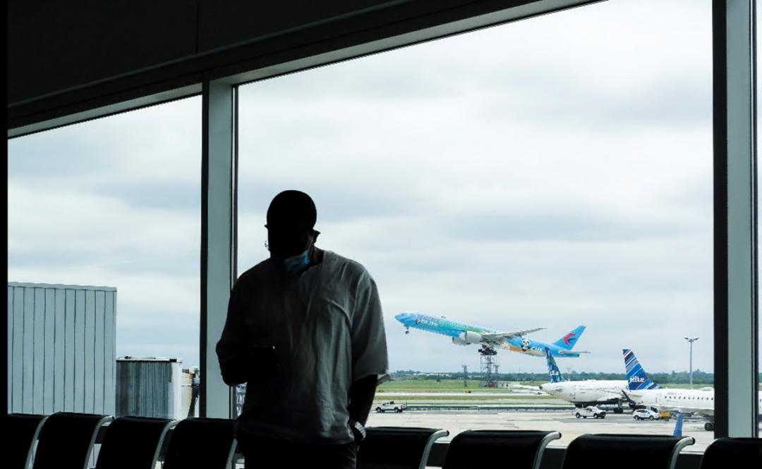 pasajero_aeropuerto_efe_0