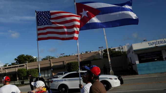educaran-a-inmigrantes-en-puerto-rico-sobre-anexion-de-la-isla-con-eeuu