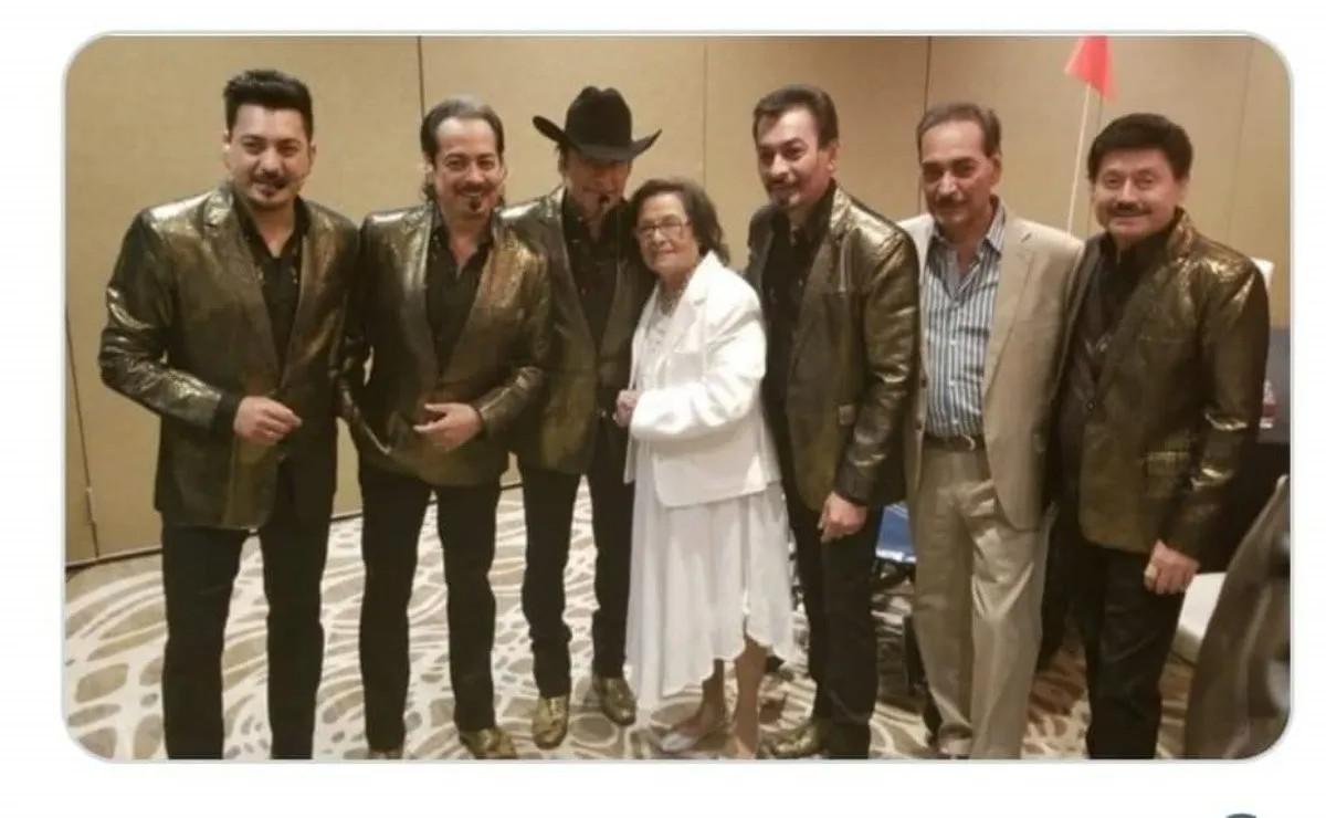 tigres-norte-dona-consuelo-madre