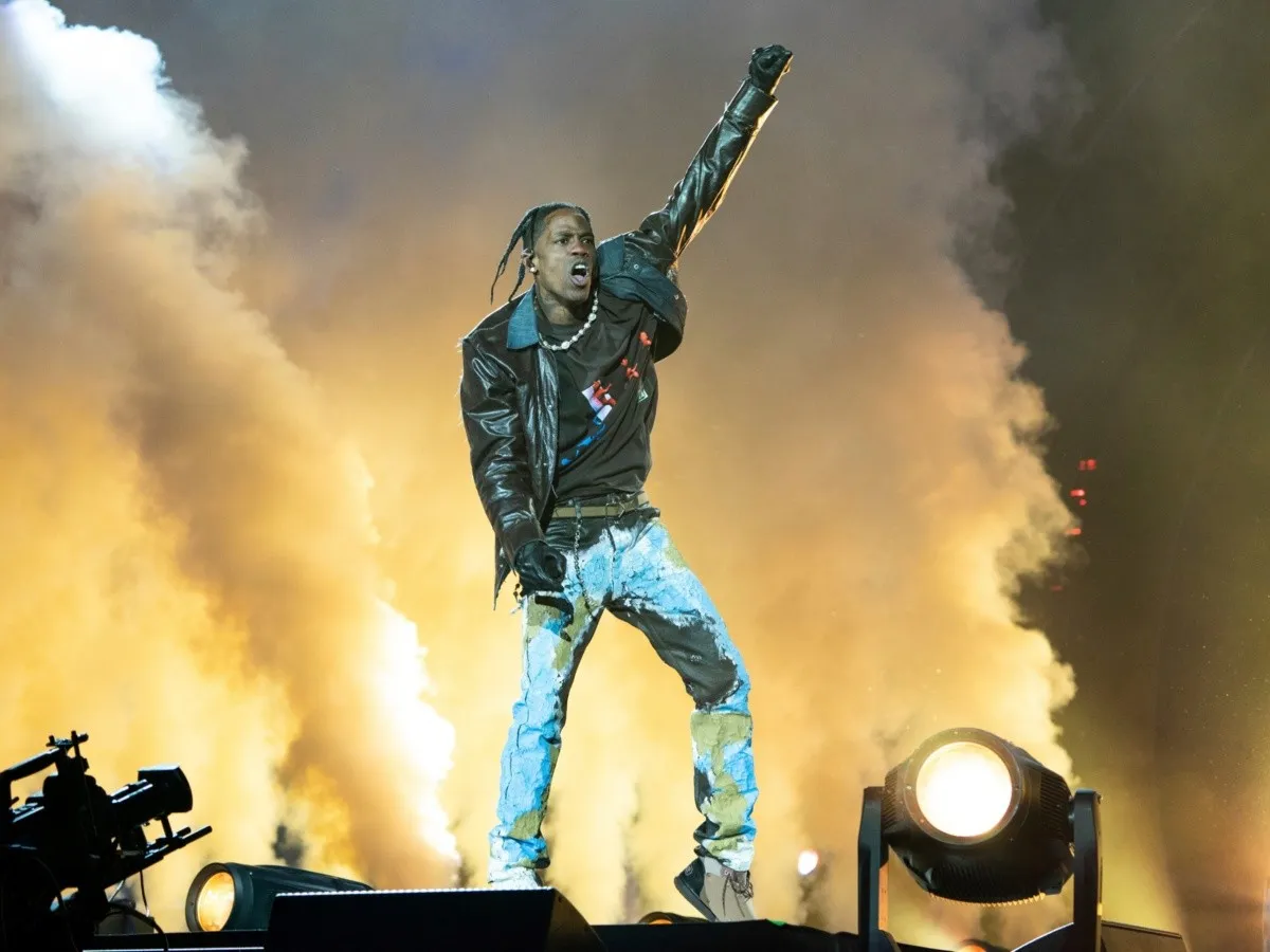 travis.jpg_1902800913