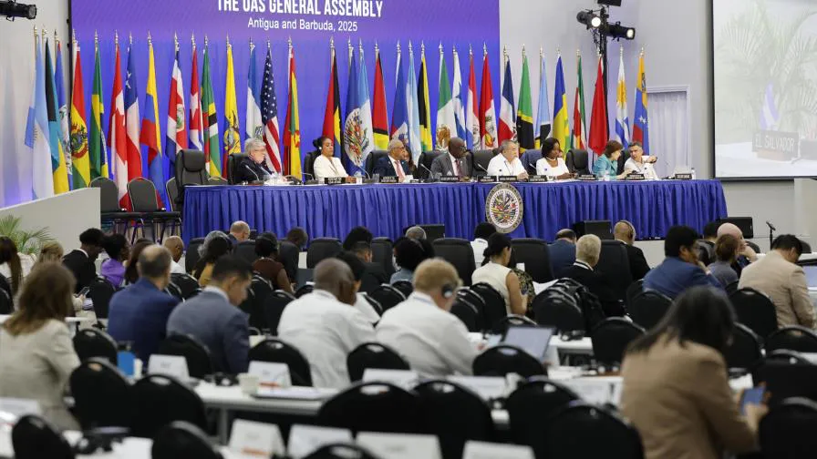 oea-efe-40111559-focus-0-0-896-504