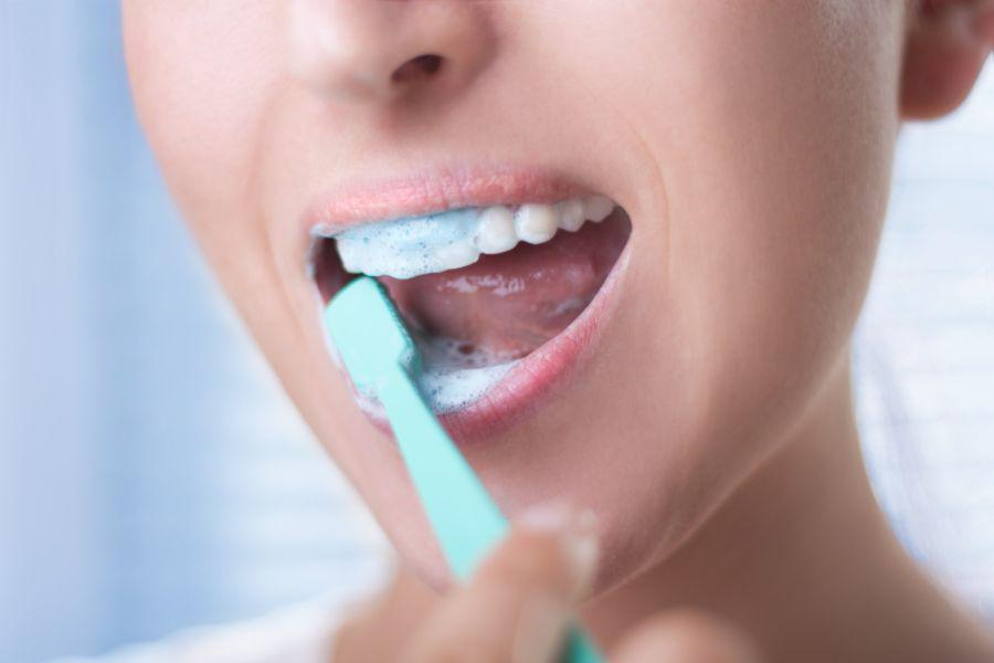 Dental-soler-cepillarse-los-dientes