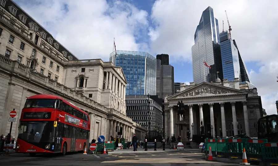 EA2793-BRITAIN-BANKING-STOCKS-SVB-COLLAPSE