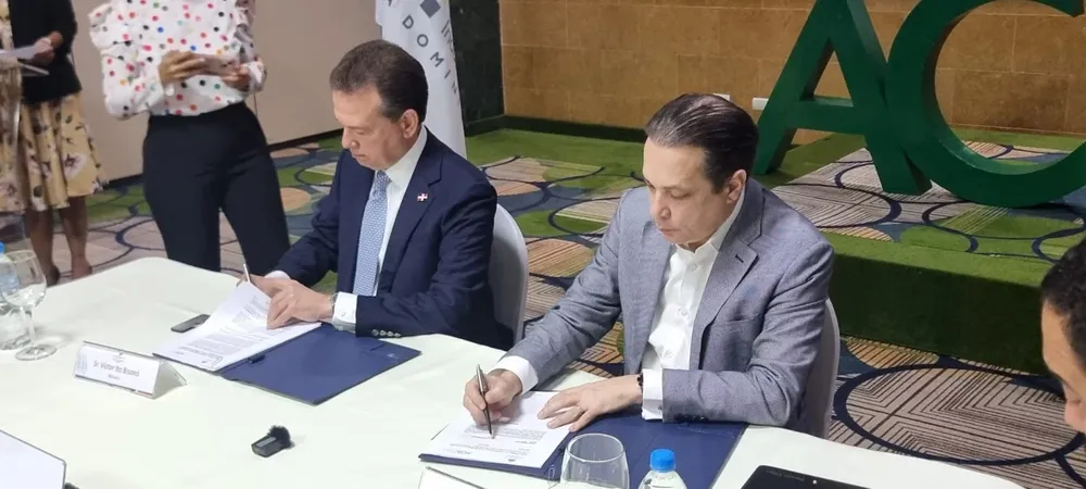 MICM-y-ACIS-firman-el-Acuerdo-de-Colaboracion-Interinstitucional