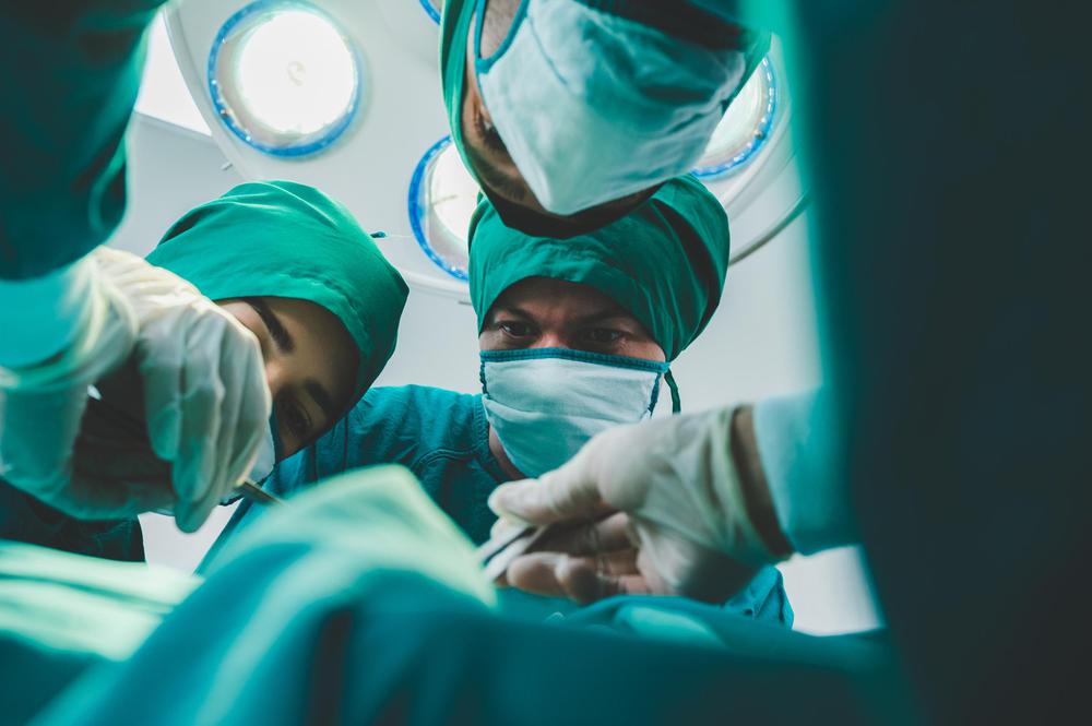 professional-surgery-team-in-the-operating-room-u-2021-09-03-12-44-27-utc