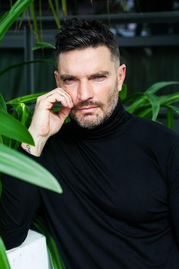 Julian-Gil