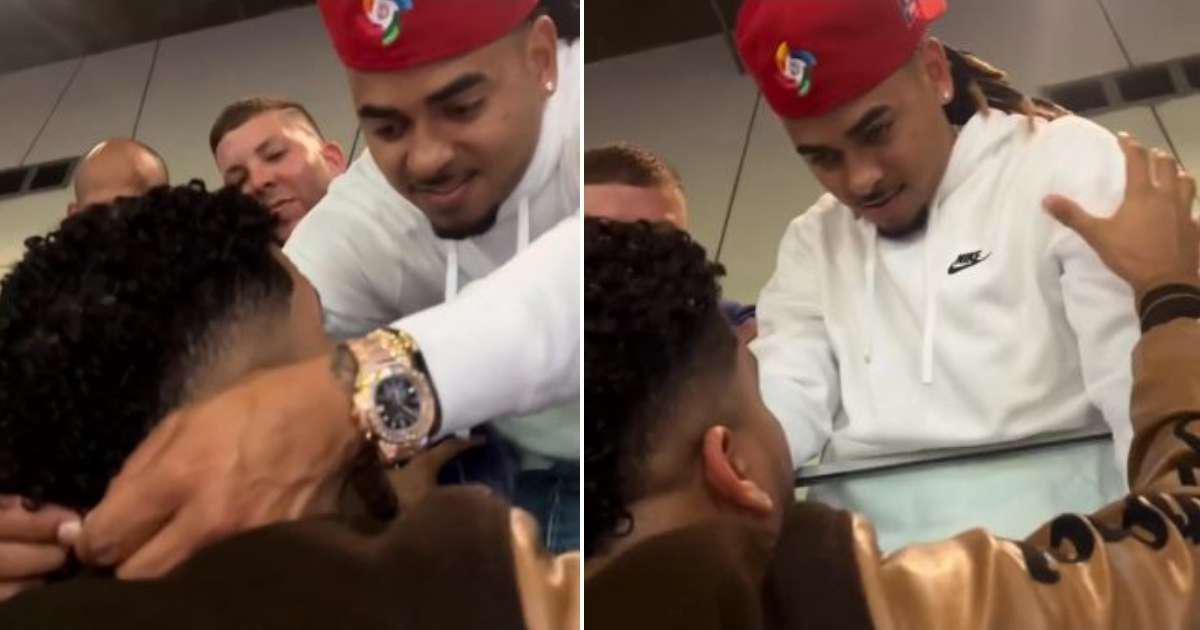 1678987125-ozuna-le-regala-cadena-influencer-dominicano-durante-clasico-mundial-beisbol