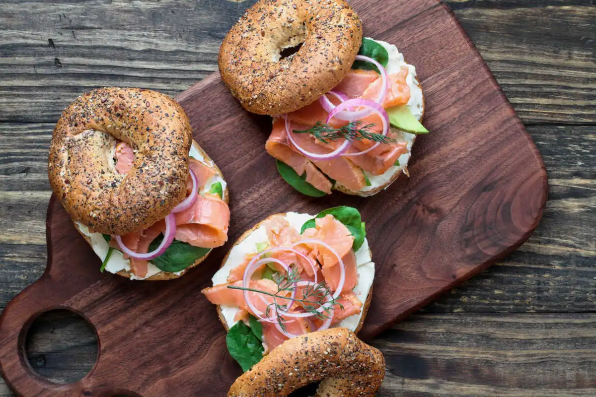 Easy-California-Lox-Bagel-Sandwich-2-Eats-By-The-Beach