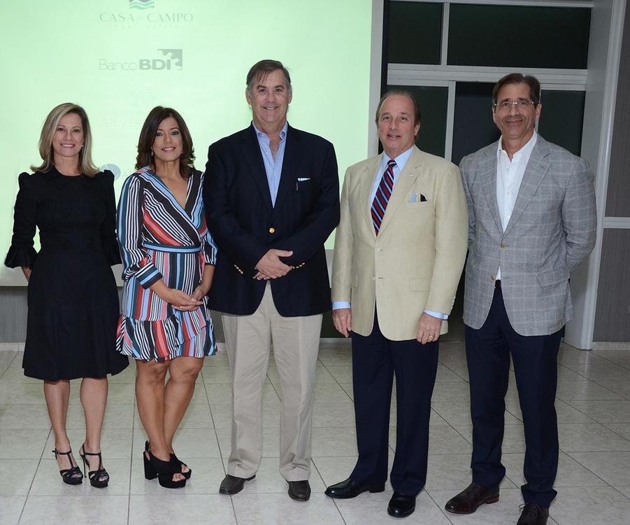 Fotografia Principal Idarmis Cucurullo de Velázquez, Teresa Valenzuela, Guillermo Strofer, José De Moya y Juan Carlos Rodríguez Copello