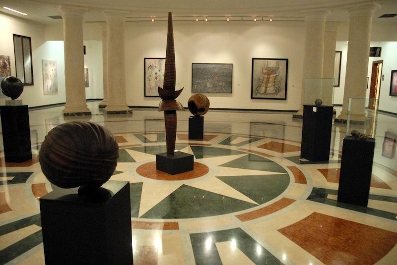 Domingo-Liz-expo-MAM-Sept-10-2013