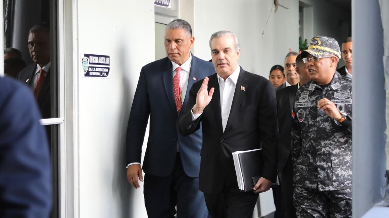 Presidente Abinader encabeza reunión de Seguridad Ciudadana